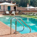With Private Pool Very Close To Florence 펜션 레겔로