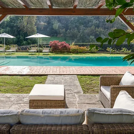 With Private Pool Very Close To Florence Dom wakacyjny Reggello